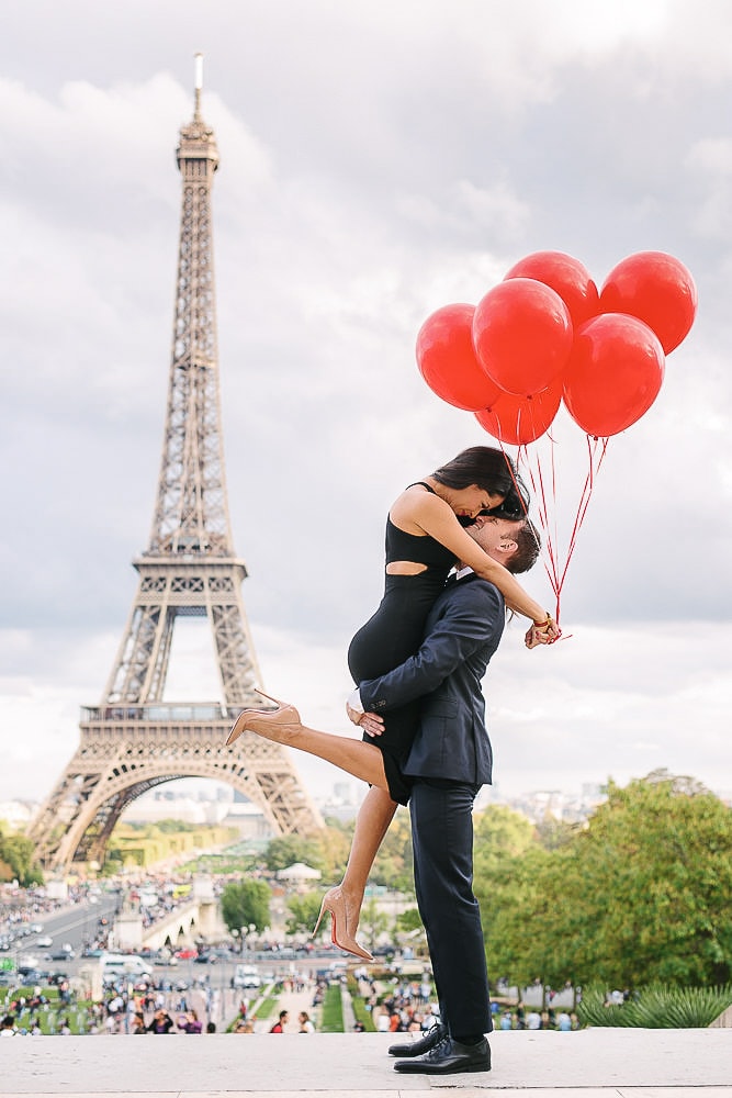 Creative engagement photo ideas - The engagement lift 2 Creative engagement photo ideas - The engagement lift 2