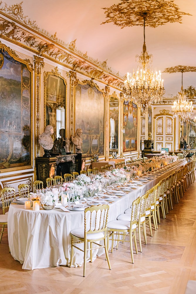 Wedding decor by CTH Events Paris at the Chateau de Chantilly - June wedding 2017 Wedding decor by CTH Events Paris at the Chateau de Chantilly - June wedding 2017