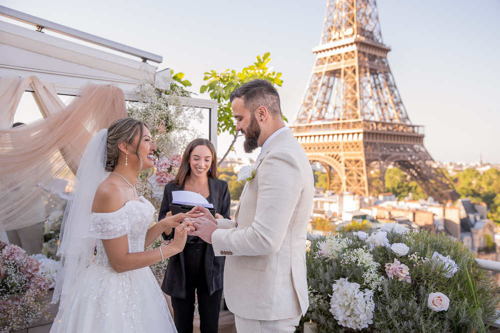 Officiant vows elopement day photos by lena